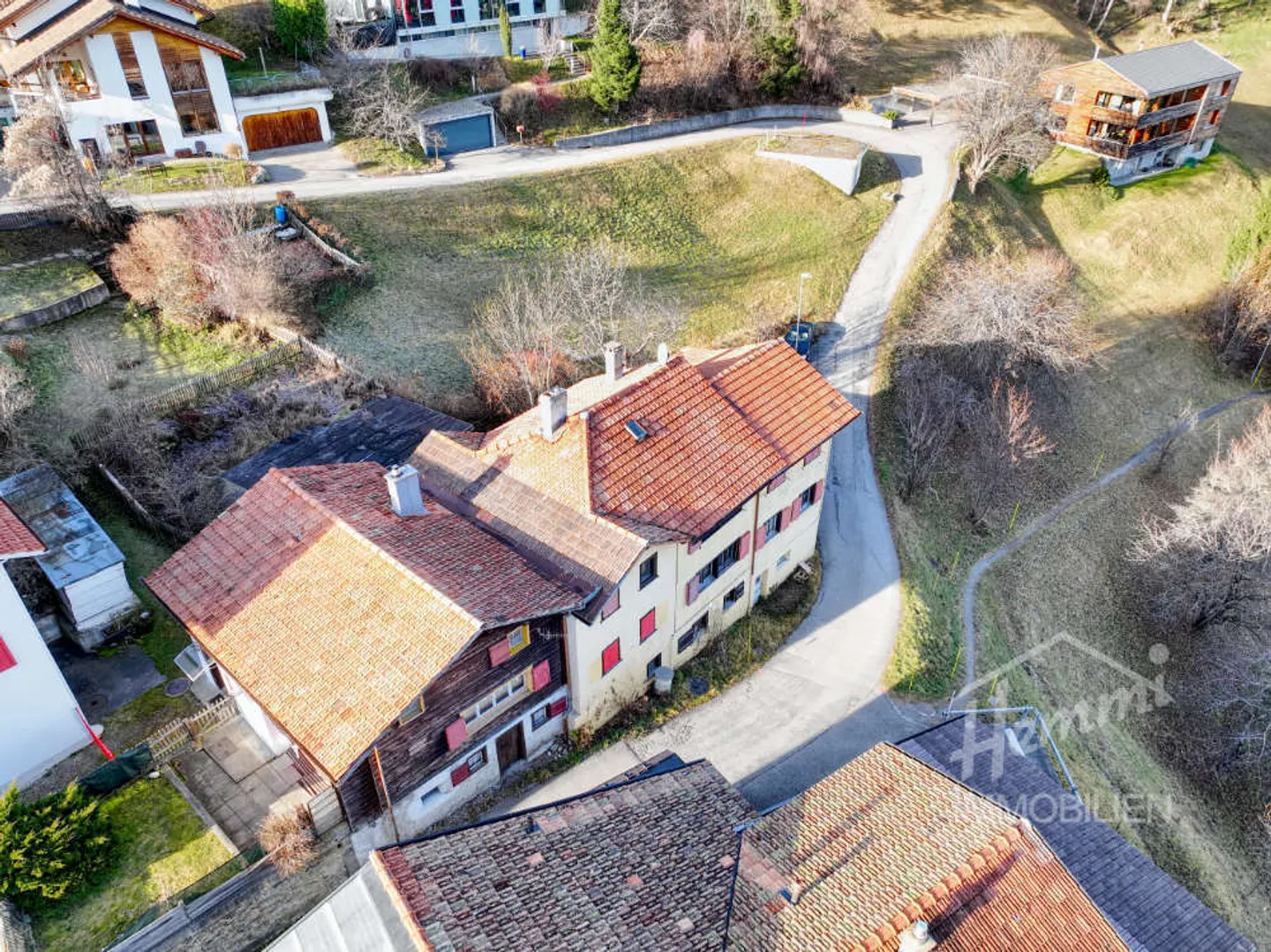 Prime Land for Investment in Malix - Photo 5 of 9
