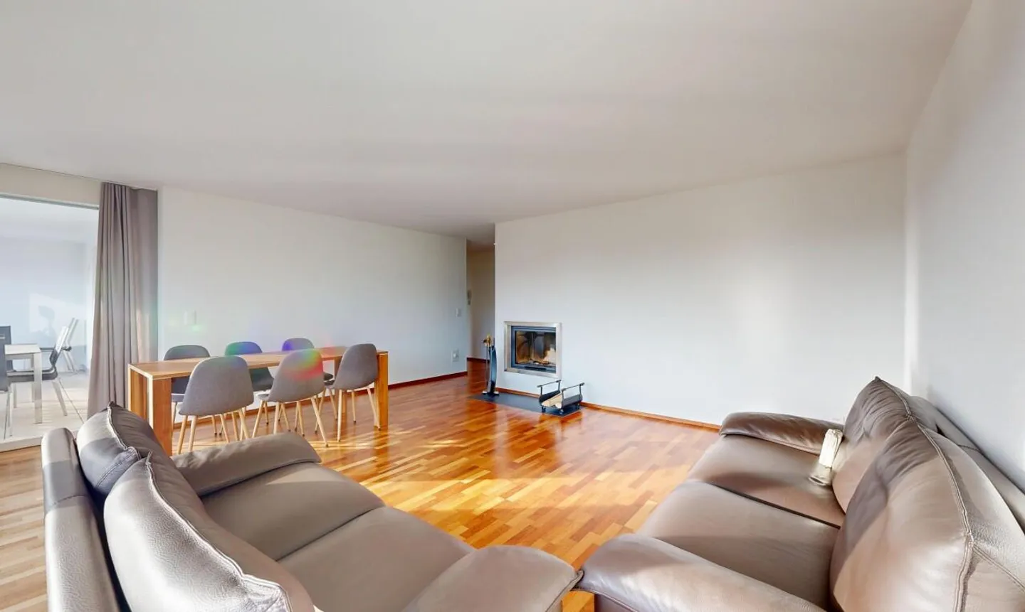 Appartement lumineux avec double salle de bains - Photo 1 sur 11