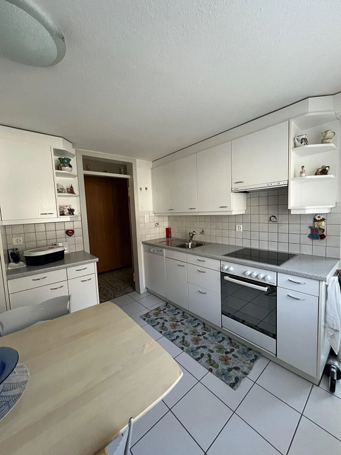 4-Zimmerwohnung an schöner Wohnlage in Netstal - Photo 4 of 12