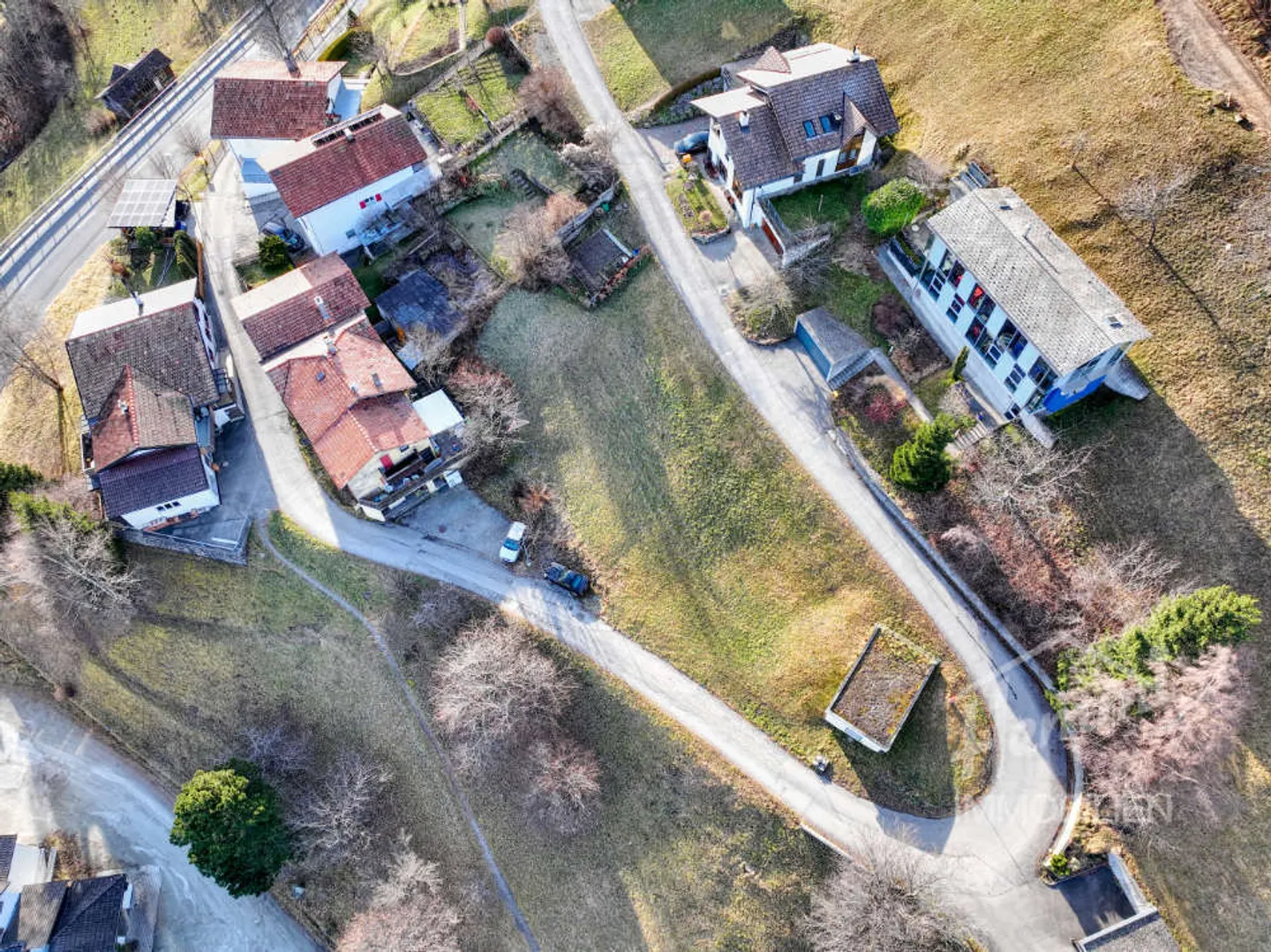 Prime Land for Investment in Malix - Photo 3 of 9