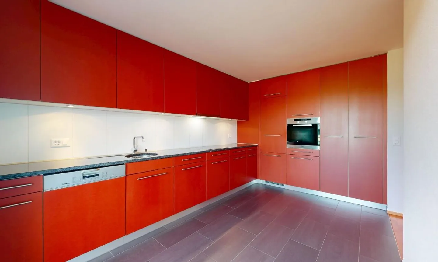 Appartement lumineux avec double salle de bains - Photo 3 sur 11