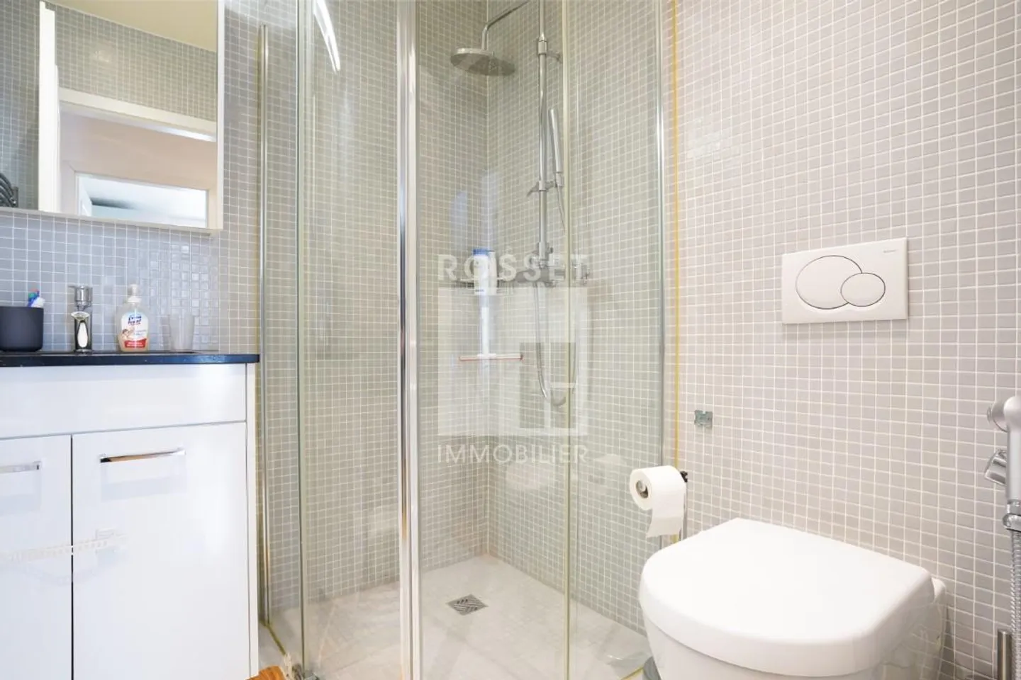 5-Zimmer-Wohnung im 3. Stock mit Aufzug - Foto 7 von 8