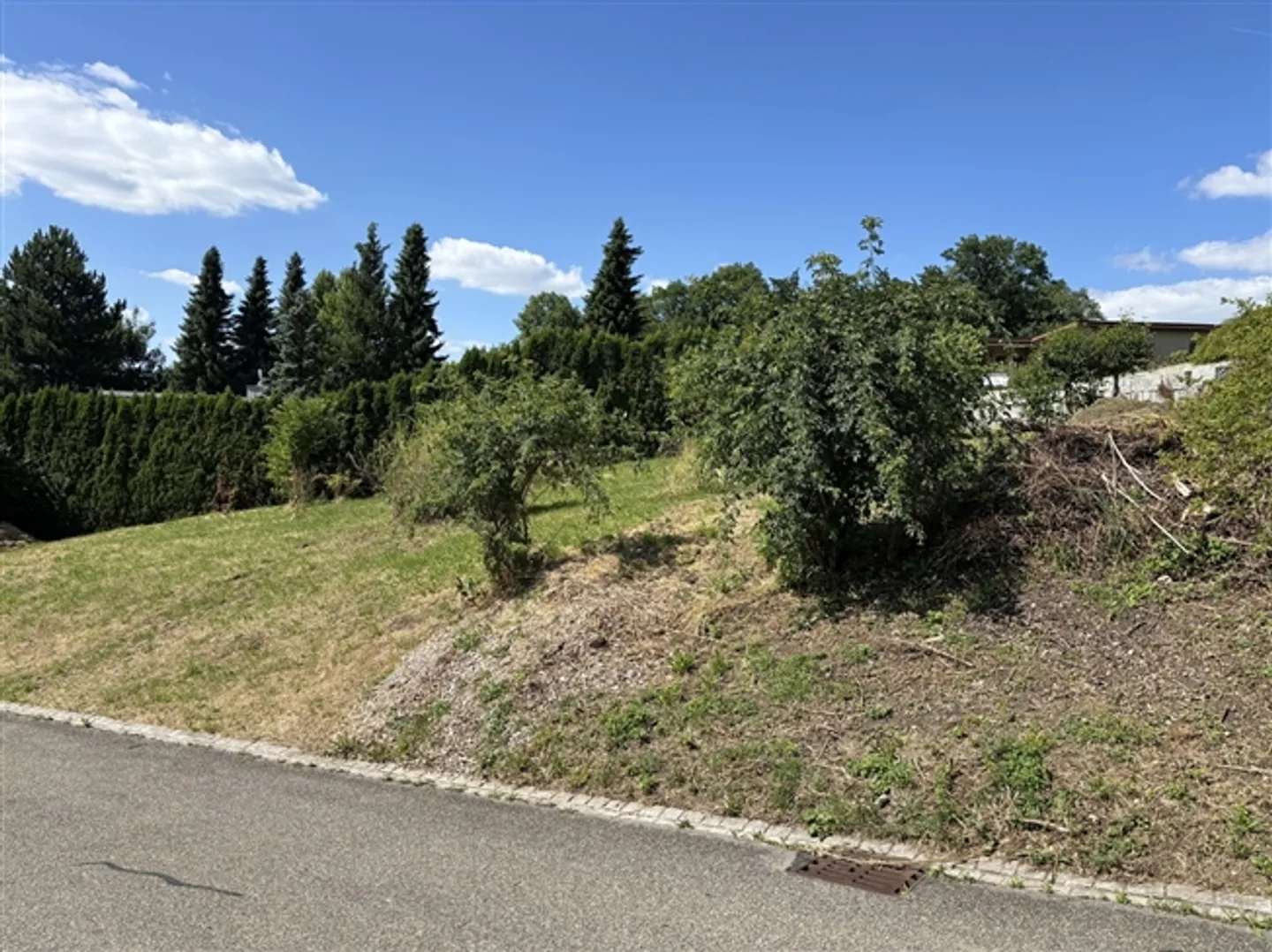 «Attraktives Grundstück an ruhiger und sonniger Lage» - Photo 2 sur 5
