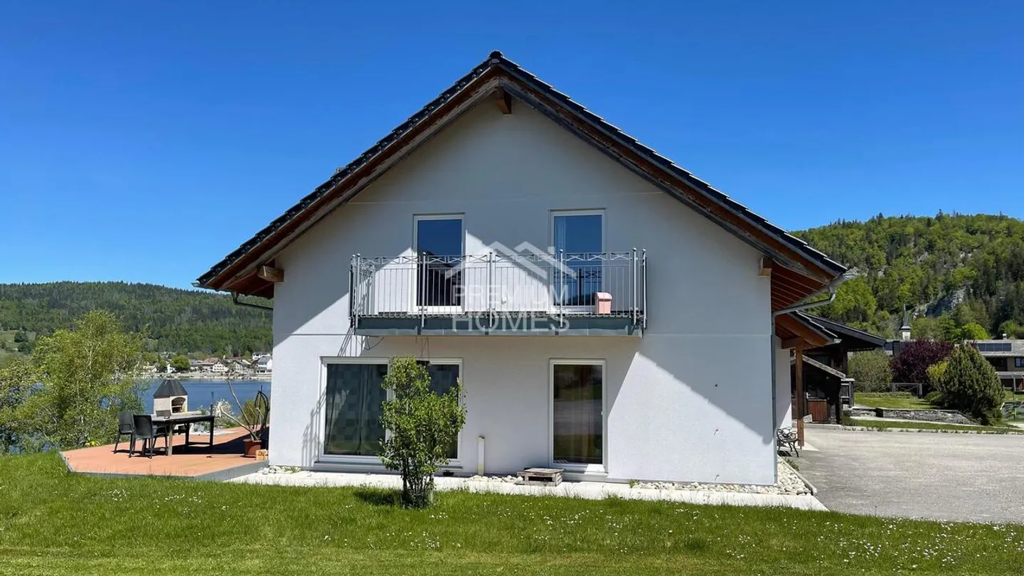 Magnificent view of Lake Joux - Foto 4 von 8