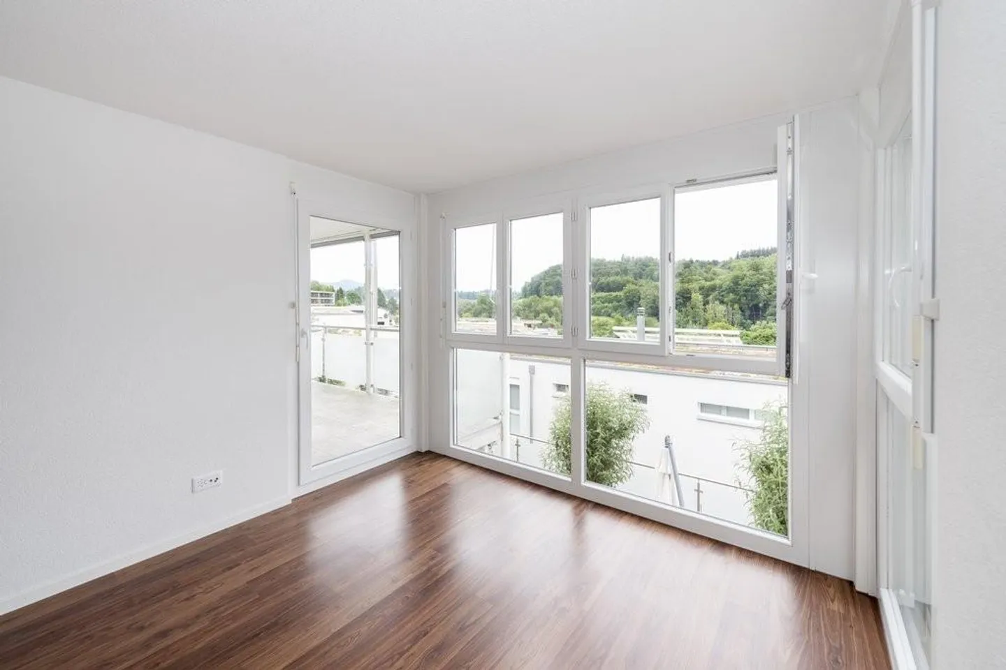 Wohnung mieten - Foto 3 von 12