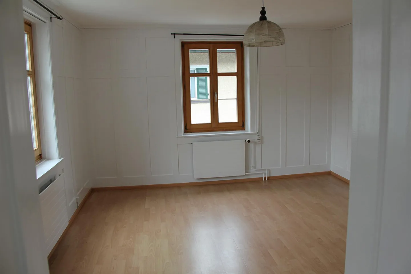 4-Room Old Building Apartment - Photo 3 of 4