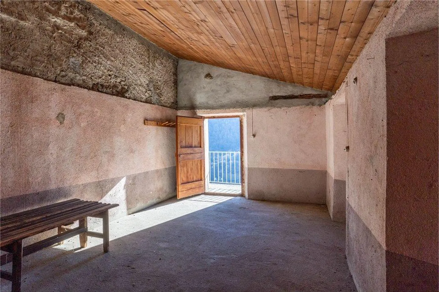 Maison tessinoise avec terrain - Photo 8 sur 13