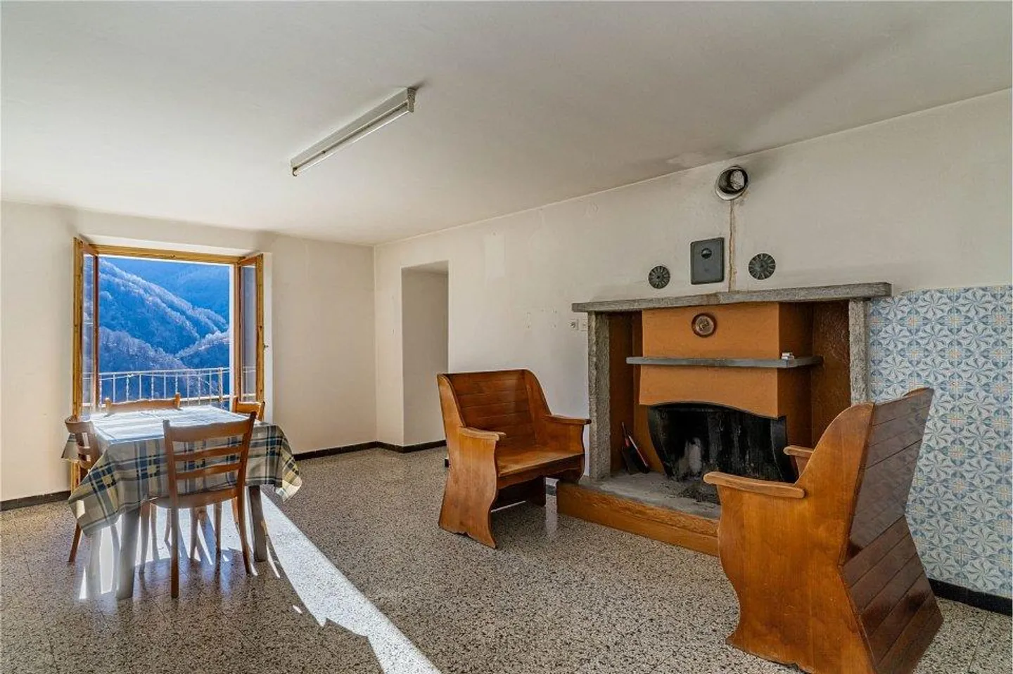Maison tessinoise avec terrain - Photo 4 sur 13