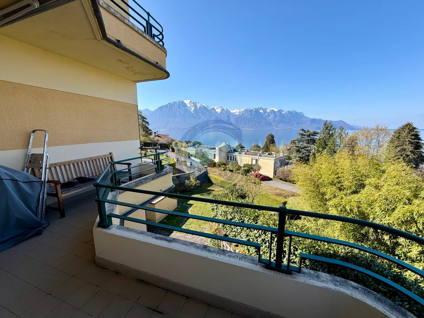 Appartement spacieux de 4,5 pièces avec bureau et vue sur le lac - Photo 19 sur 21