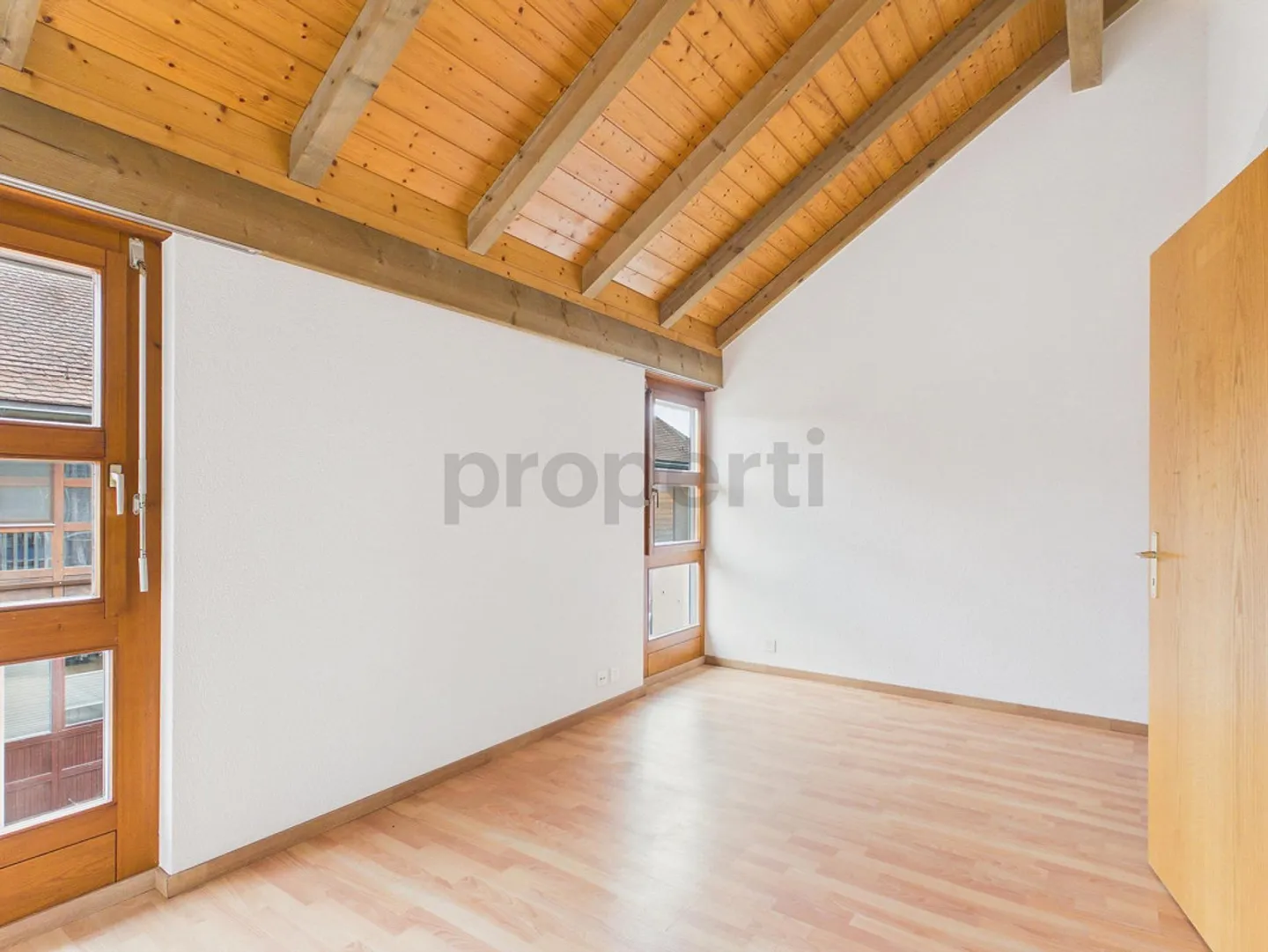 Casa familiare con giardino a 15 minuti da Losanna - Foto 7 di 14