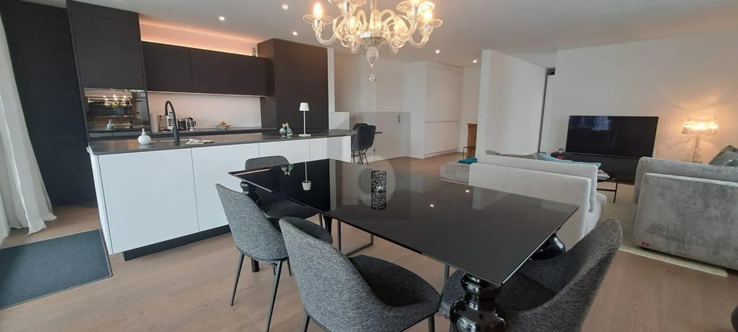 LUXURY AND BEST QUALITY ON TWO FLOORS - Photo 2 of 5