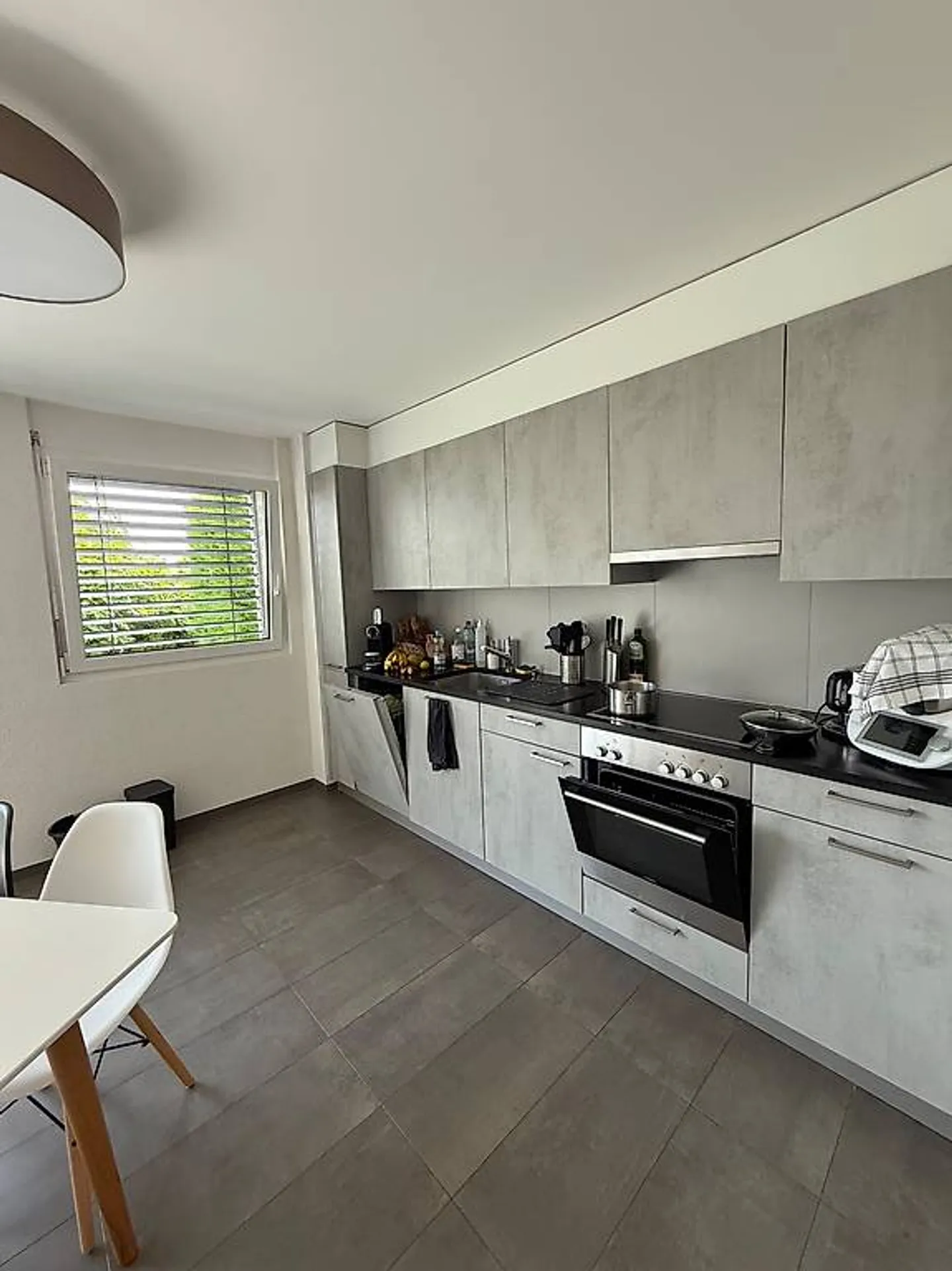 Appartamento con terrazza 2 camere - Foto 3 di 5