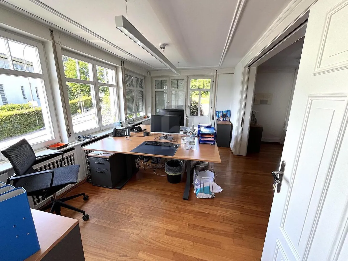 NOBLE BÜRORÄUME IN VILLA - Foto 4 von 6