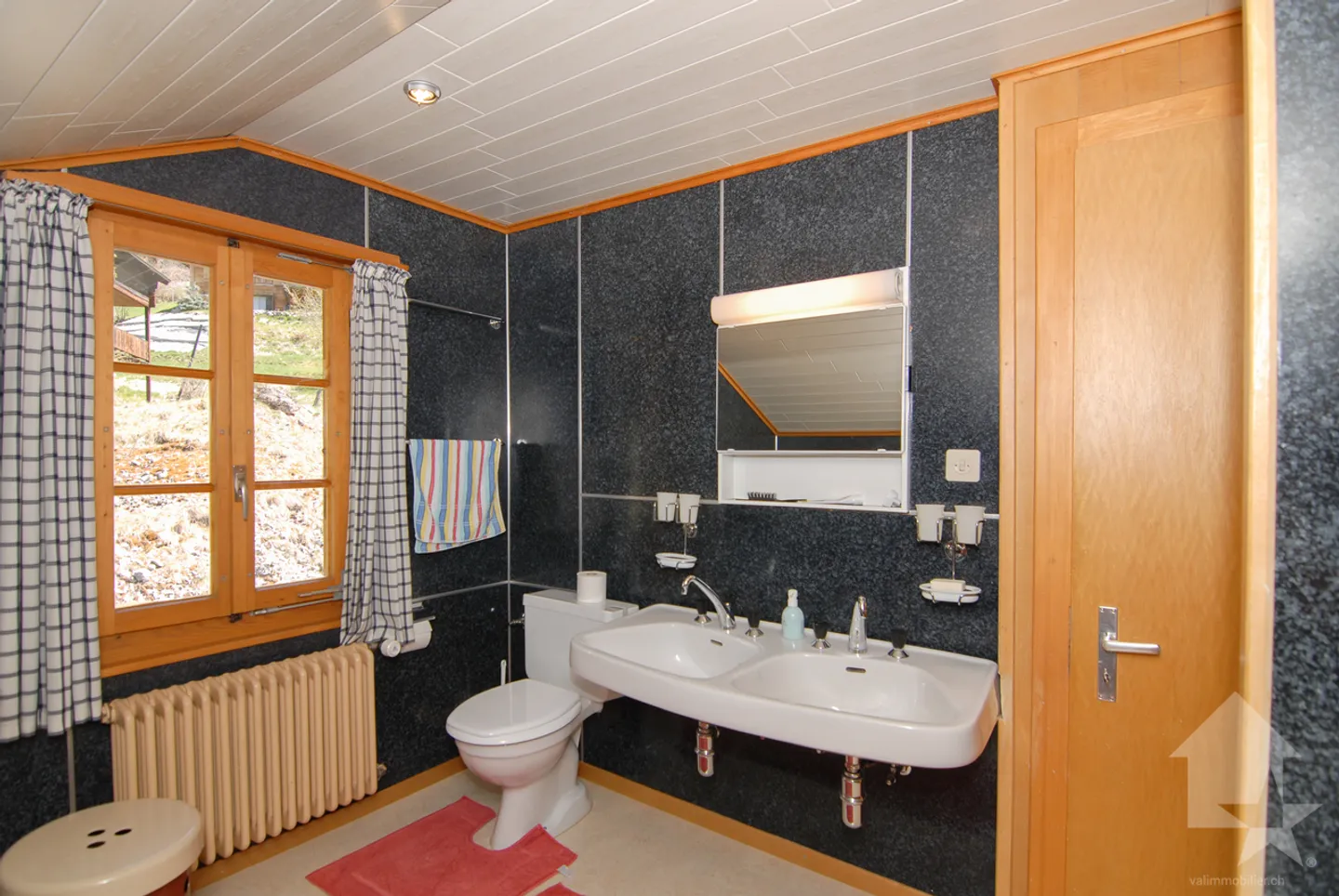 Chalet près du village d'Evolène - Photo 16 sur 28