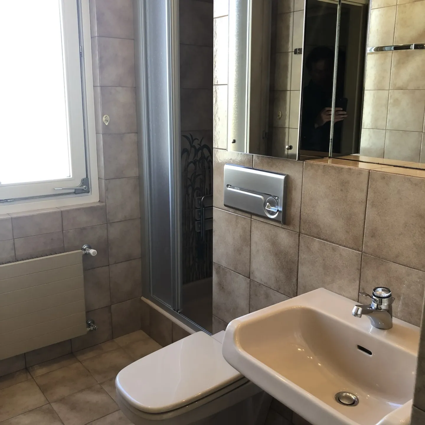 ELEGANT APARTMENT SURROUNDED BY GREENERY JUST STEPS FROM THE CENTER - Photo 14 of 19