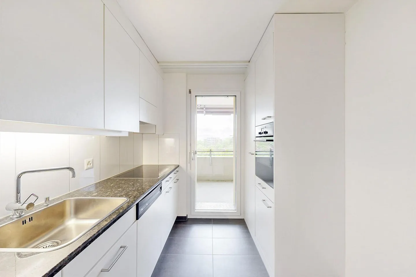 Ampio appartamento 4.5 locali - Foto 4 di 5