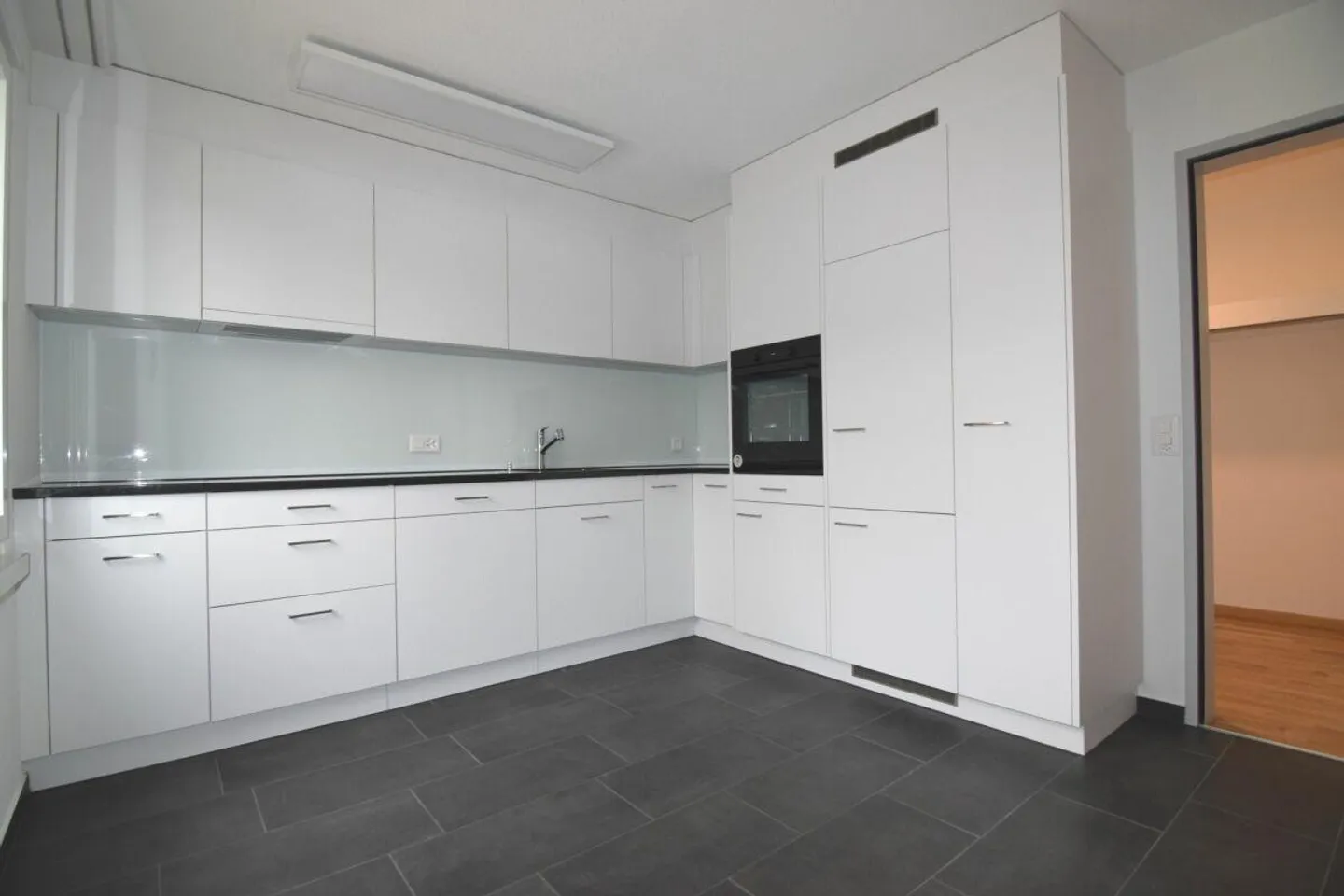 Sanierte 4.5-Zimmerwohnung im 1.OG - Photo 3 of 8