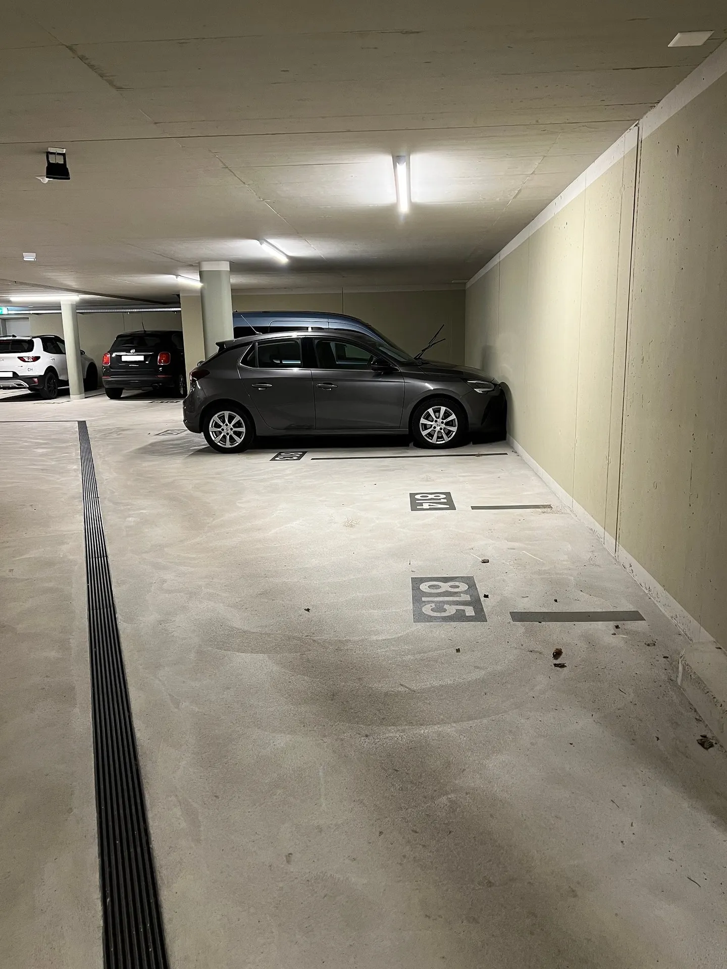 Posto moto in affitto - Foto 3 di 3