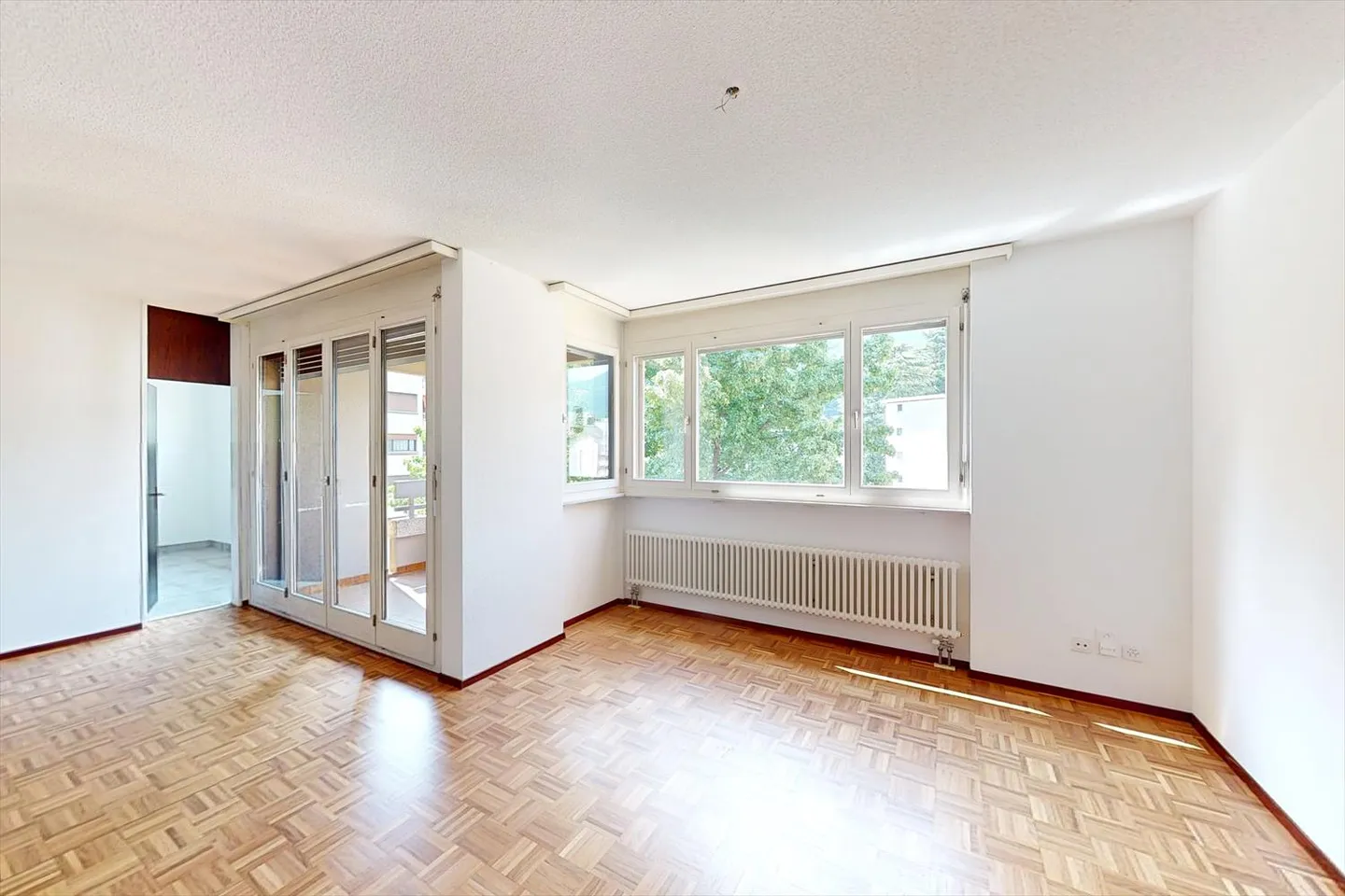 Spacious 3.5 rooms in Giubiasco - Photo 1 of 9