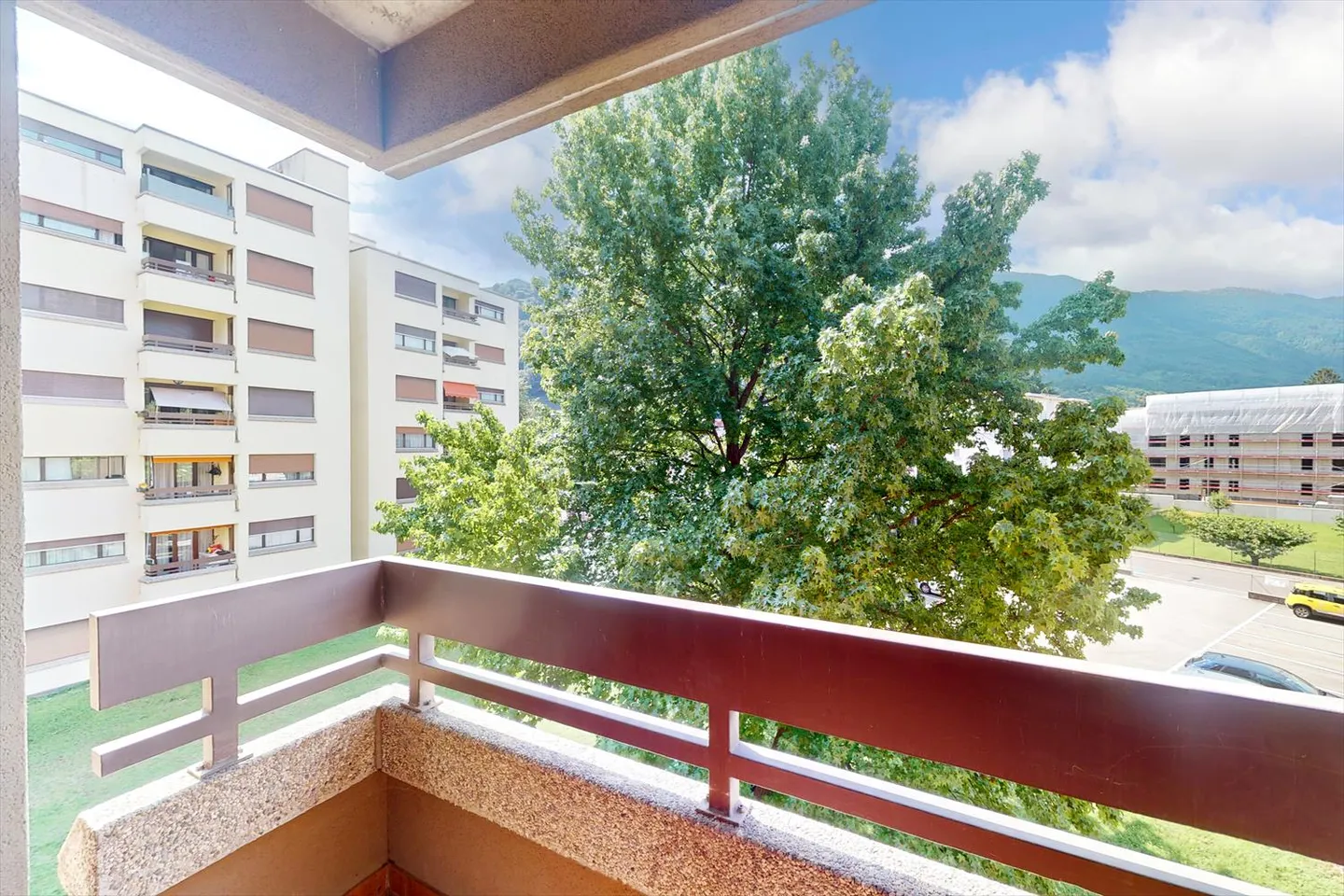 Spacious 3.5 rooms in Giubiasco - Photo 4 of 9