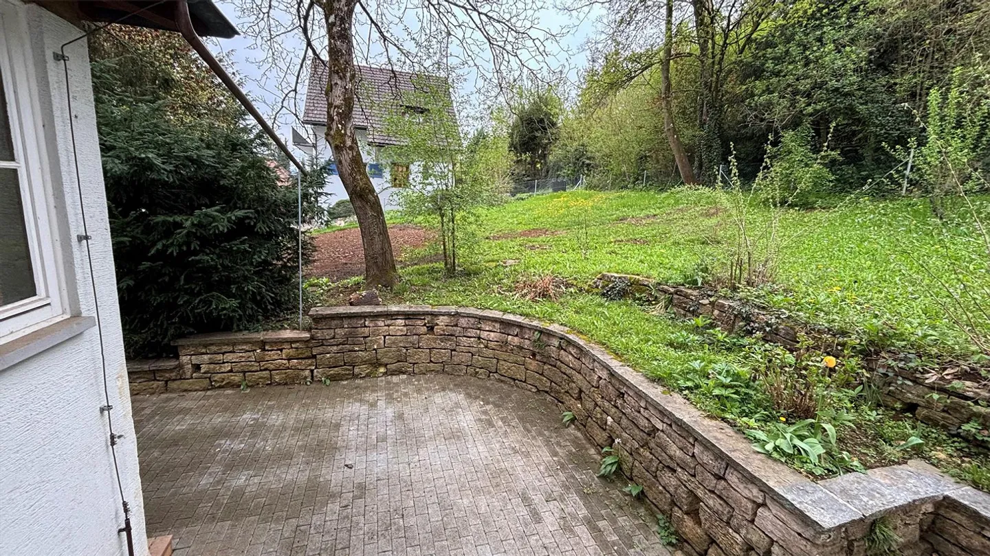10-room villa with large garden in a sunny and quiet location - Photo 5 of 20