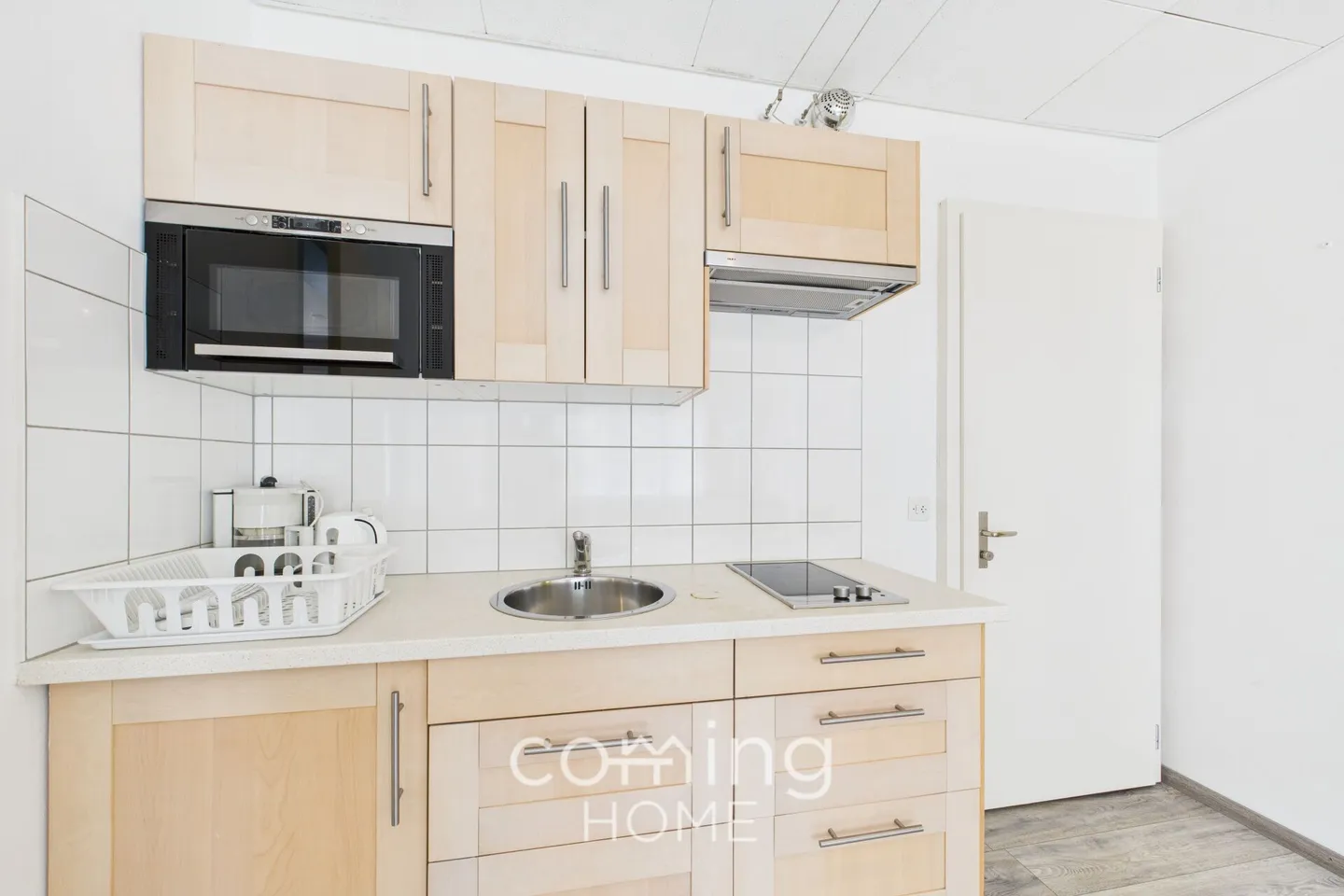 Proprietà di investimento a Mörel - Due appartamenti di 2,5 stanze e spazio ufficio come pacchetto - Foto 8 di 14