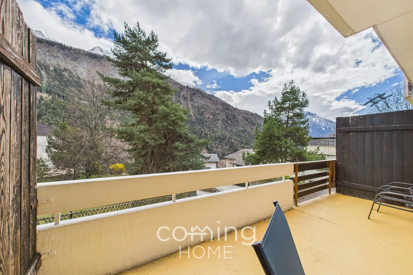 Proprietà di investimento a Mörel - Due appartamenti di 2,5 stanze e spazio ufficio come pacchetto - Foto 11 di 14