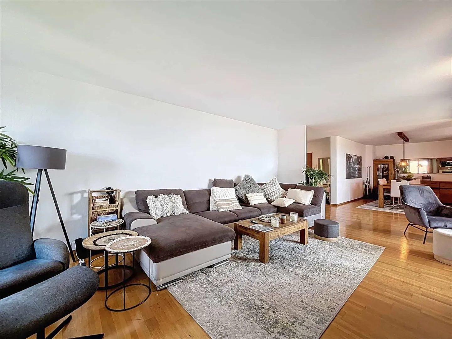 Apartment for sale - Photo 1 of 9