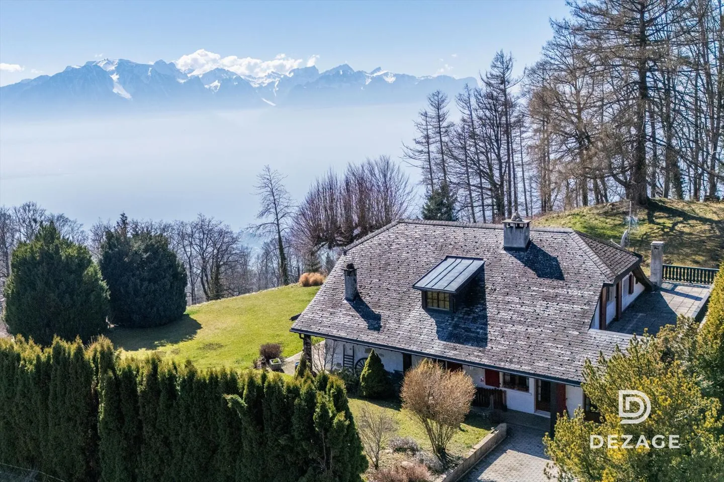 Magnifique maison au charme et au calme absolu sur les hauteurs de Blonay - Photo 2 sur 12