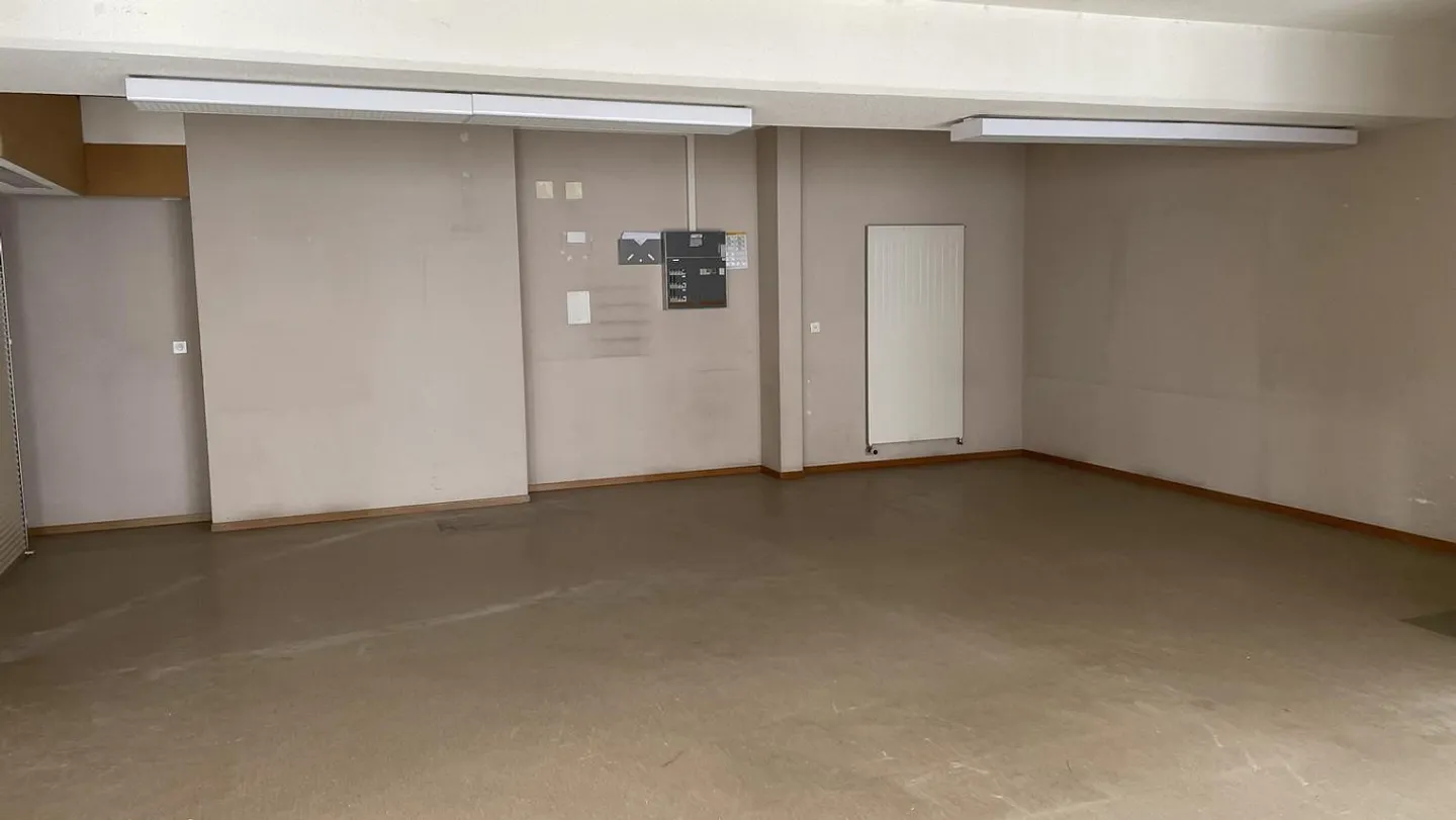 Spaziosa superficie commerciale in affitto a Cornol - Foto 5 di 7