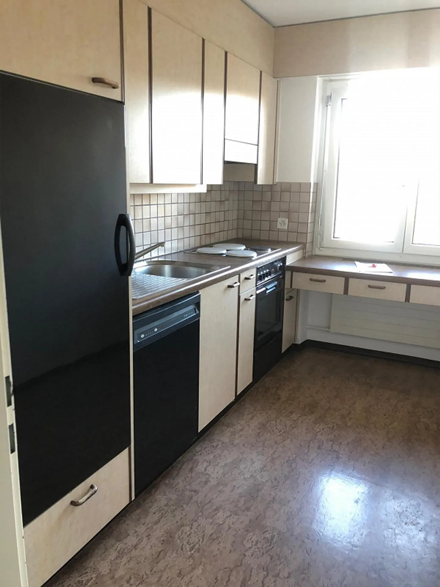 Appartamento Incantevole con Balcone - Foto 3 di 4