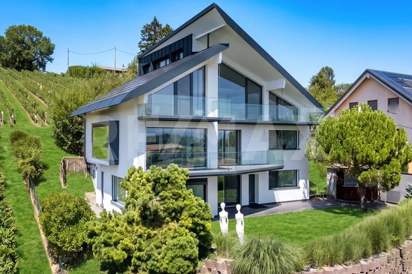 Wunderschöne Architekt Villa im Herzen der Weinberge - Foto 1 von 6