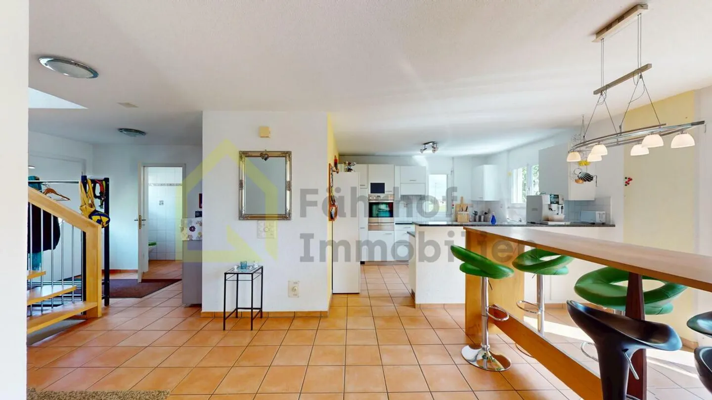 Freistehendes 6.5-Zi. EFH mit Charme und extra Platz - Foto 5 von 15