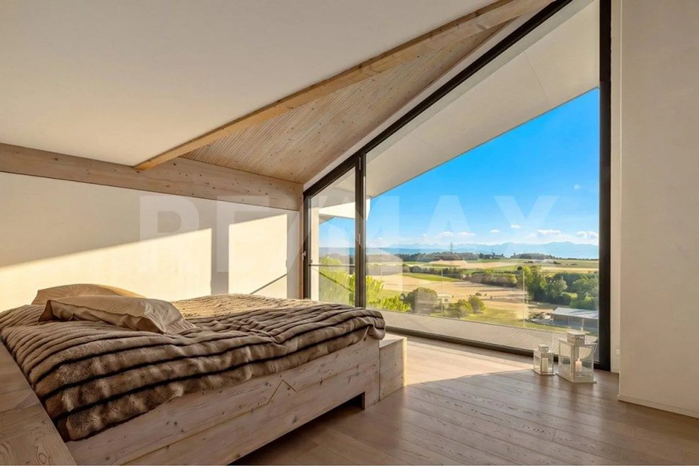 Wunderschöne Architekt Villa im Herzen der Weinberge - Foto 2 von 6
