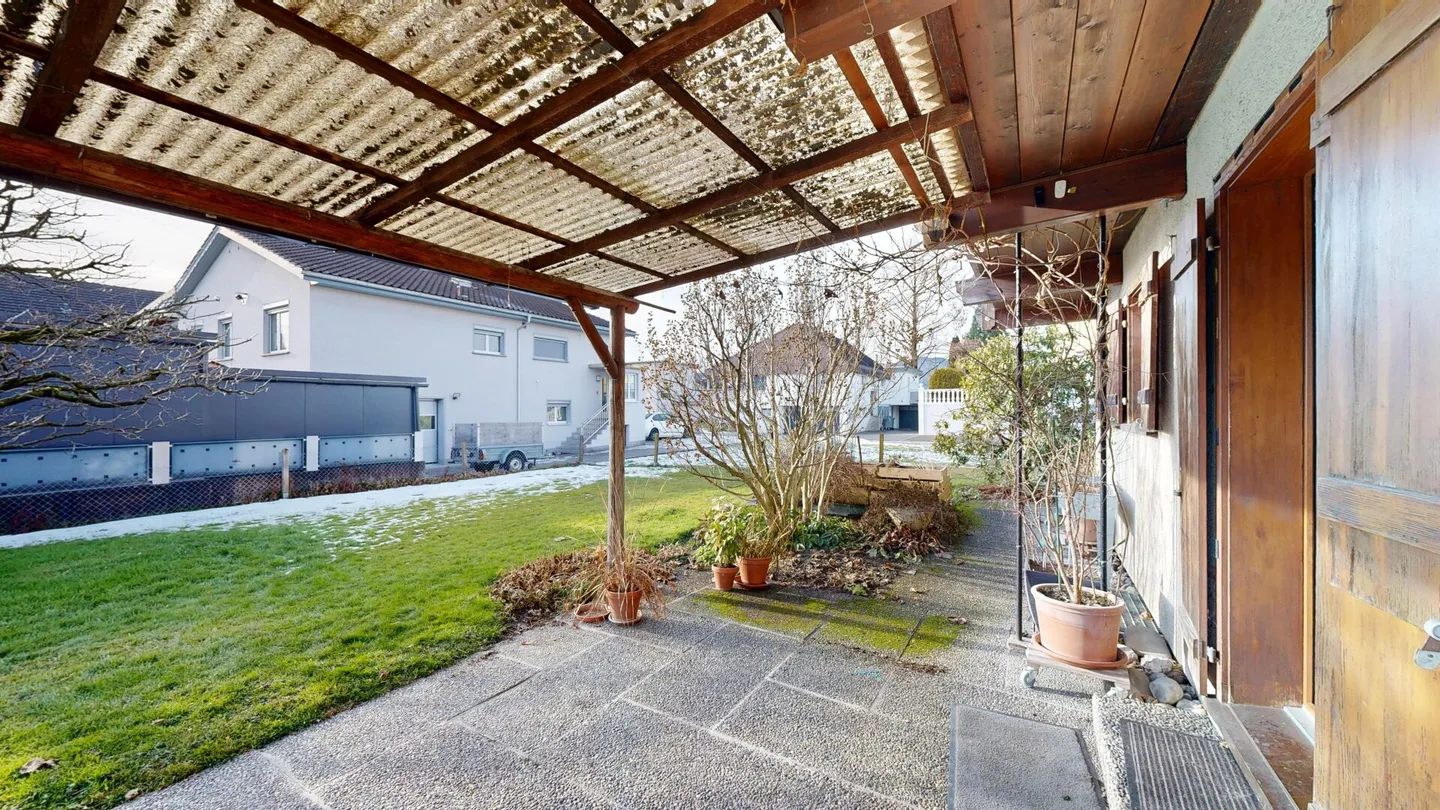 6.0 Camere Casa Unifamiliare / Terreno Edificabile in Posizione Ideale - Foto 5 di 17