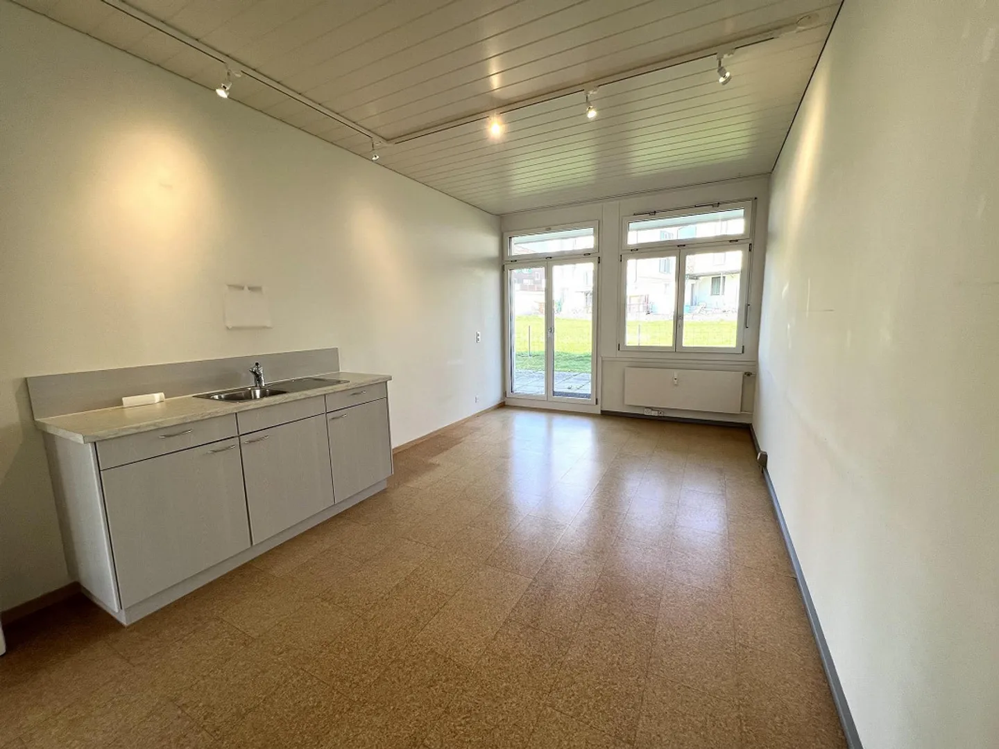 Versatile commercial space in a central location - Photo 7 of 12