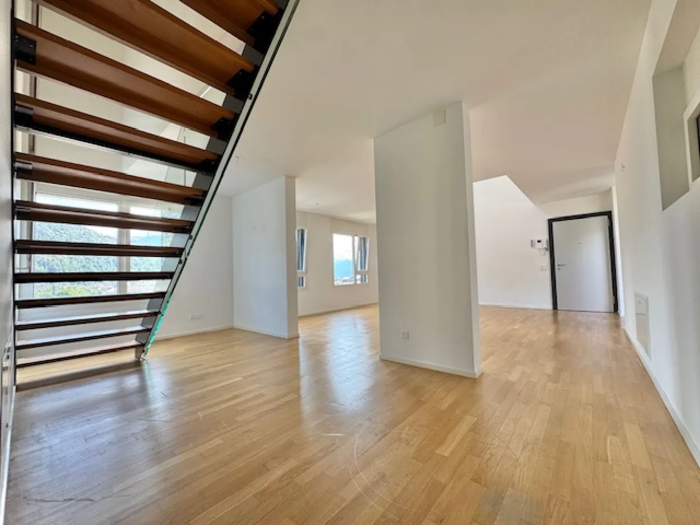 Vendita nella città di Losone - Duplex attico moderno con 5,5 stanze - Foto 9 di 27