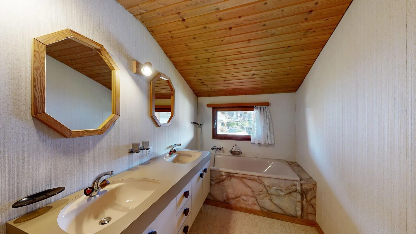 6.0 Camere Casa Unifamiliare / Terreno Edificabile in Posizione Ideale - Foto 13 di 17