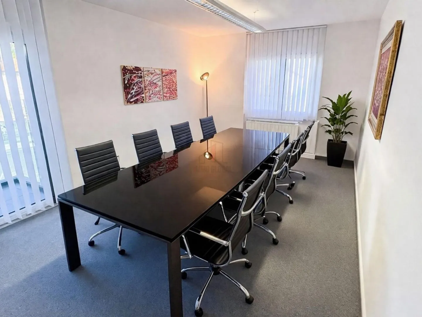 ESPACE BUREAU VERSATILE MEUBLÉ À LOUER - Photo 1 sur 5