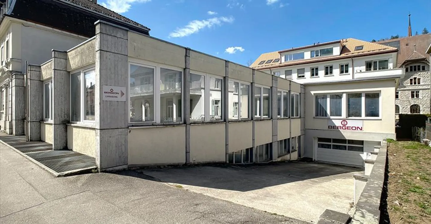 Espace commercial avec aménagement personnalisé - Photo 1 sur 5