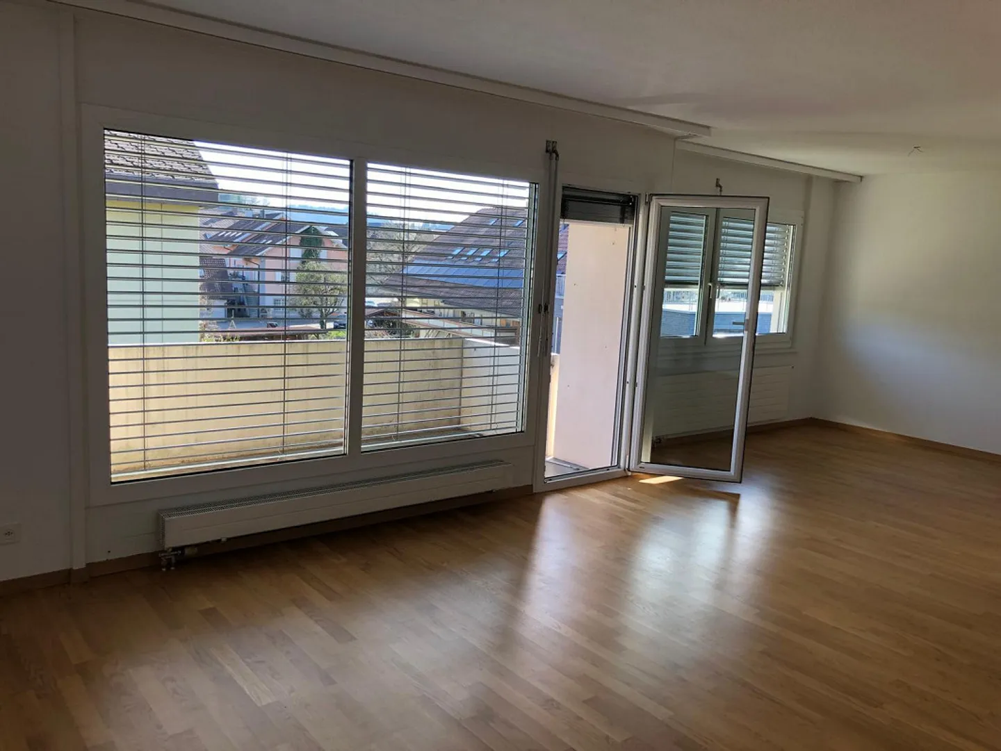 4.5 Room Apartment in Lyssach - Living in a Beautiful Location - Photo 2 of 18