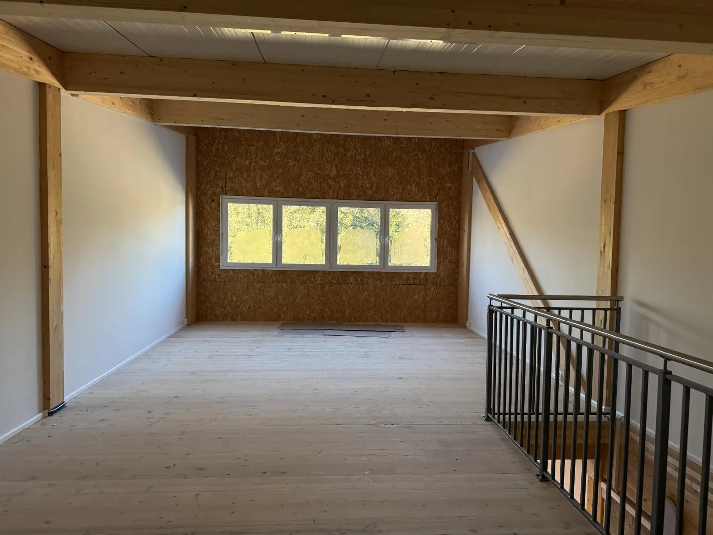 Moderne Box in Carrouge - Foto 4 von 9