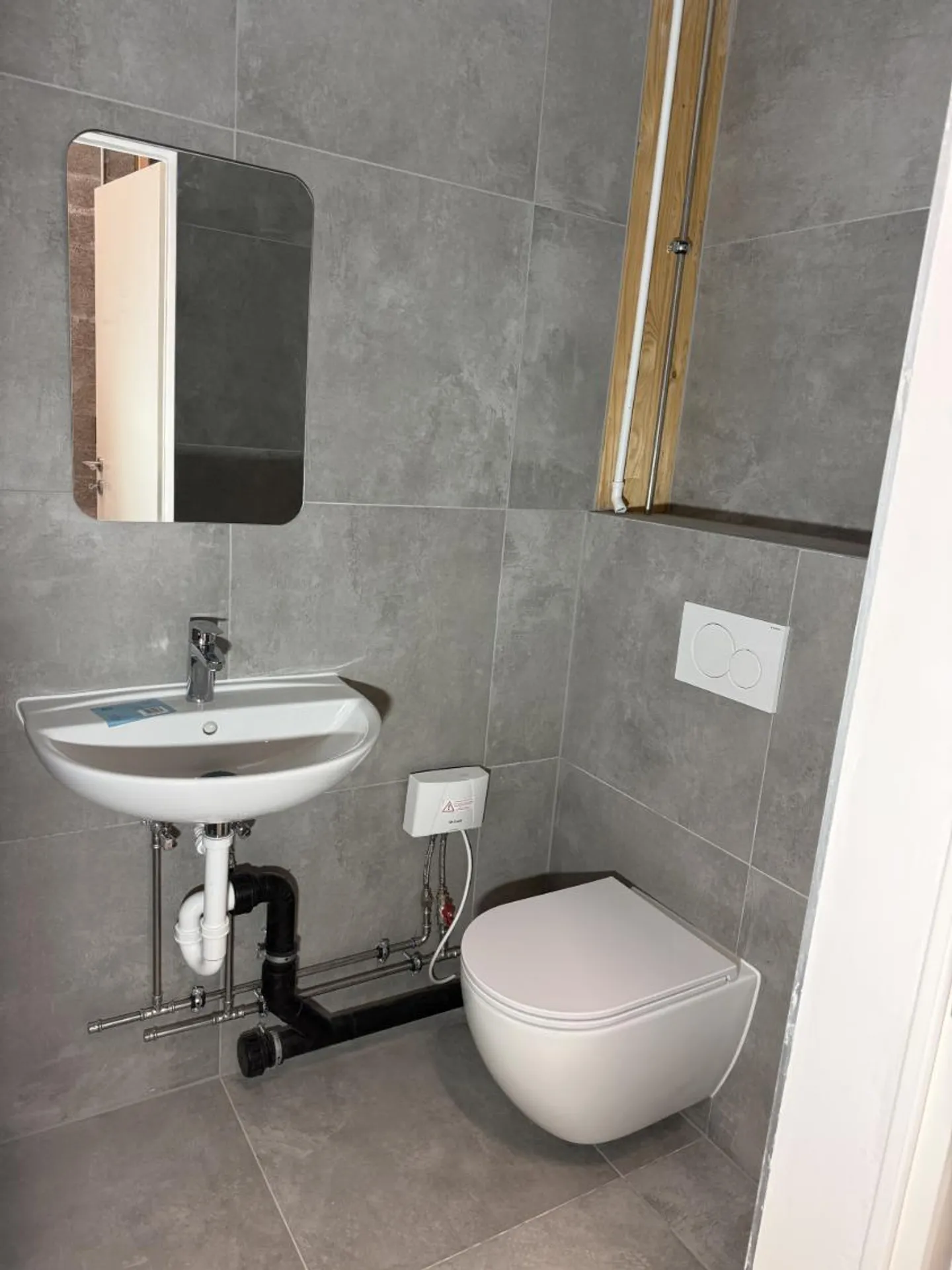 Moderne Box in Carrouge - Foto 7 von 9