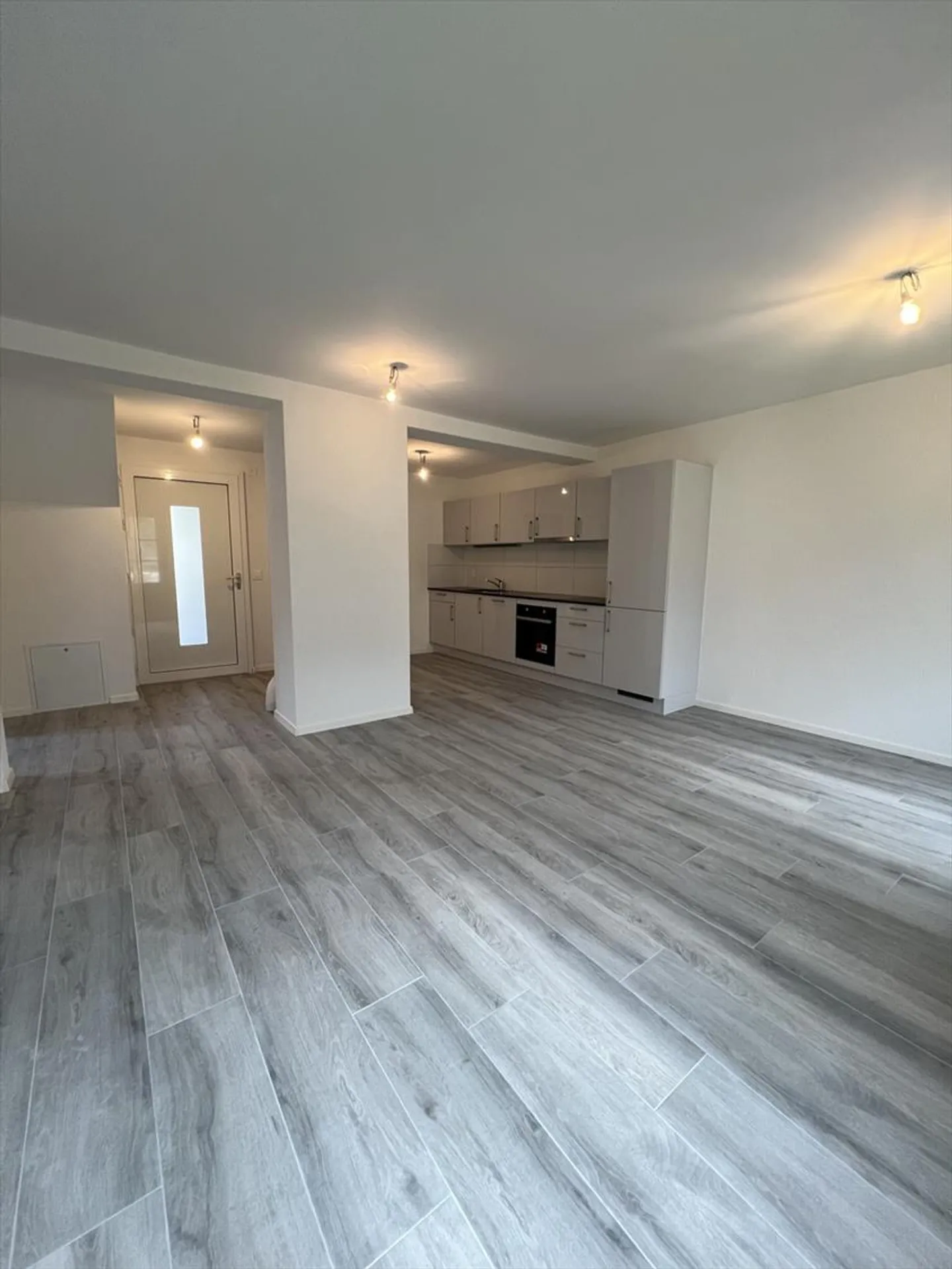 3,5-Zimmer-Wohnung - Foto 1 von 6