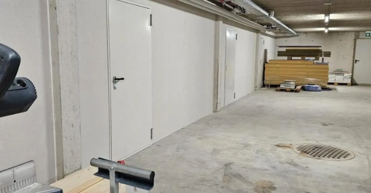 Neue Lagerbox von ca. 45 m2 in einem sicheren und feuerfesten Keller - Foto 2 von 3