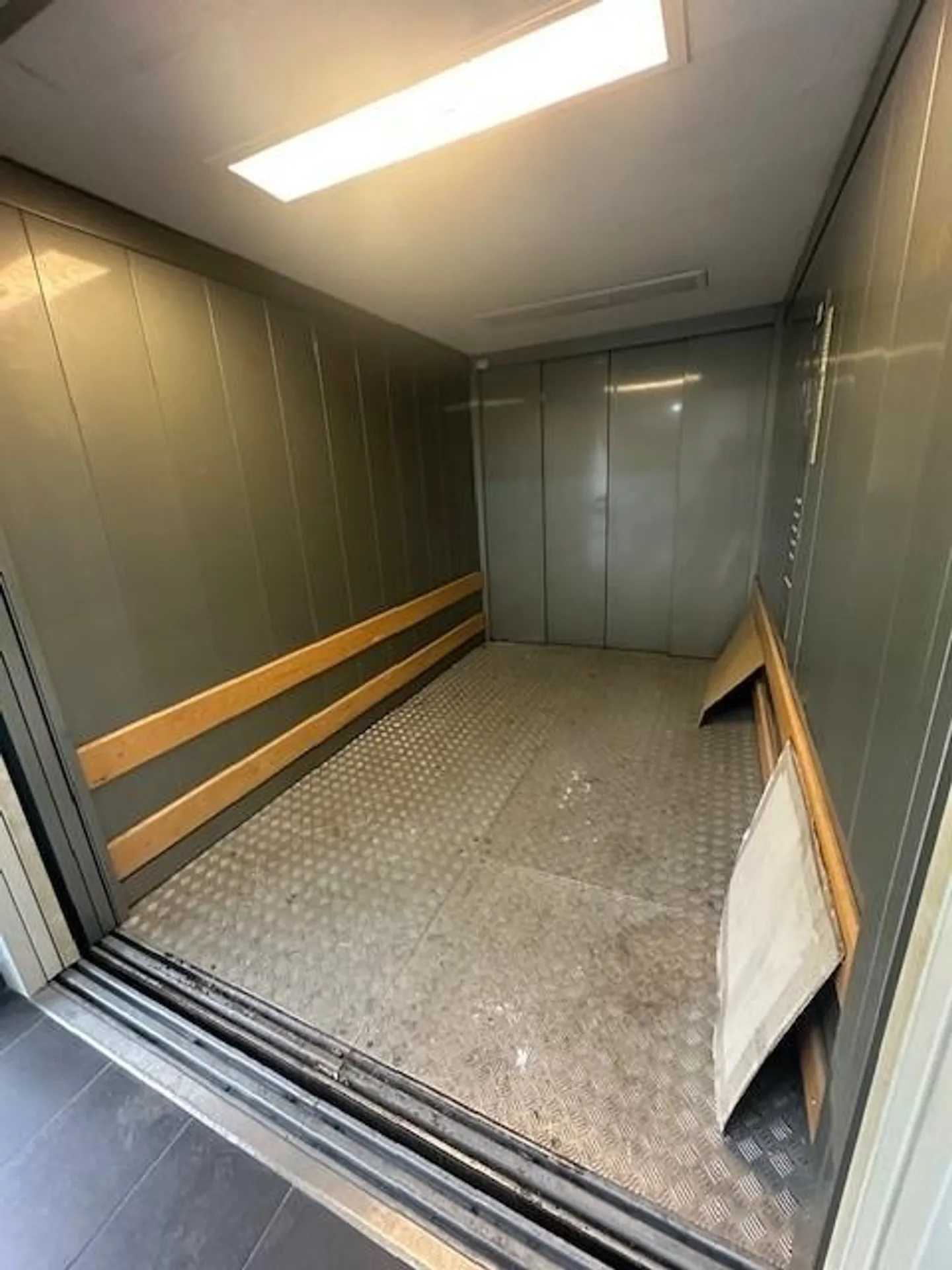 Moderne Büros in Gravesano - Foto 11 von 11
