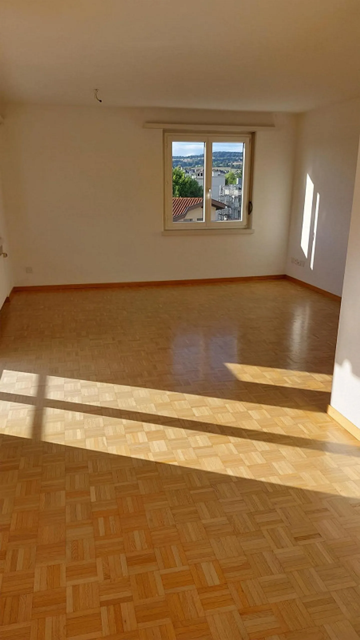 Beautiful apartment in a quiet location - Photo 3 of 6