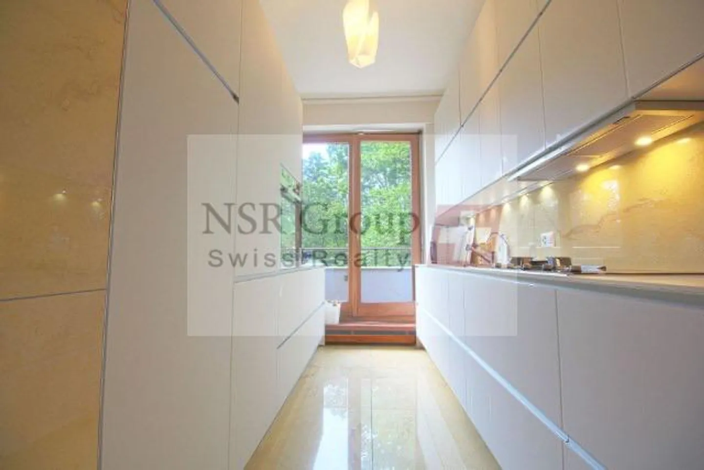 Extraordinary apartment with spacious terrace and park view - Sale by real estate company - Photo 4 of 4