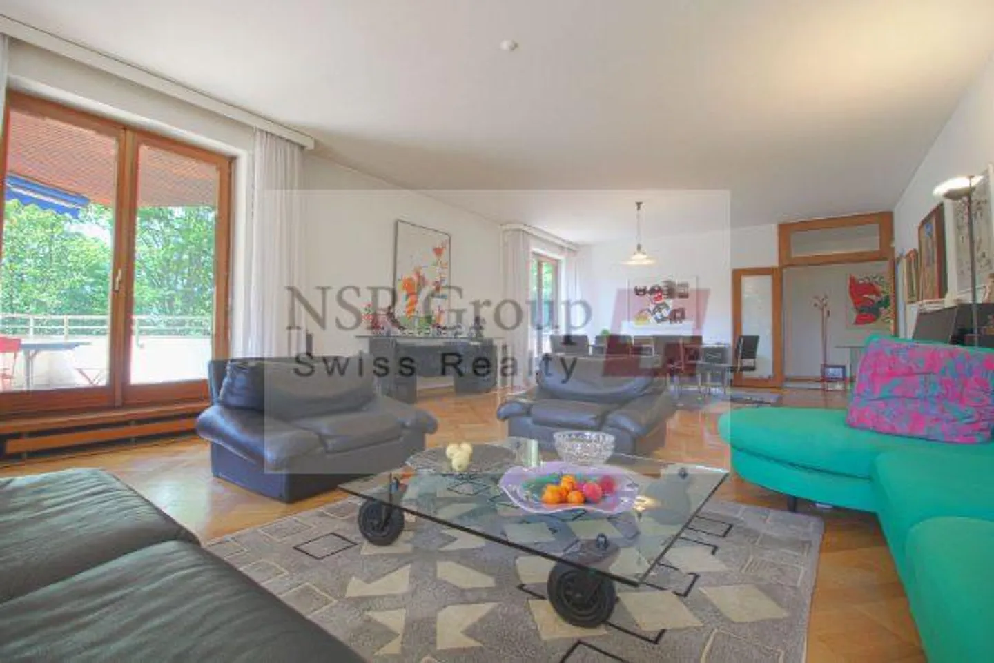 Extraordinary apartment with spacious terrace and park view - Sale by real estate company - Photo 2 of 4
