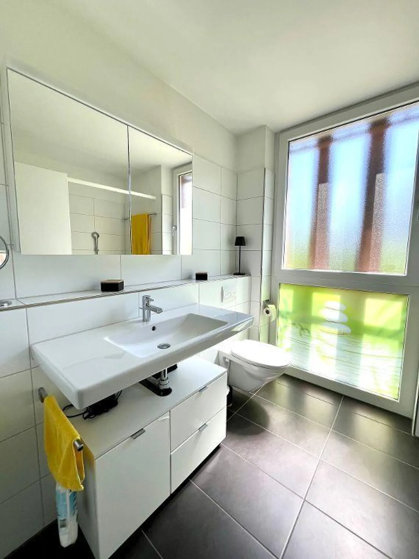 Appartement moderne de 4,5 pièces au centre d'Illnau - Photo 10 sur 12